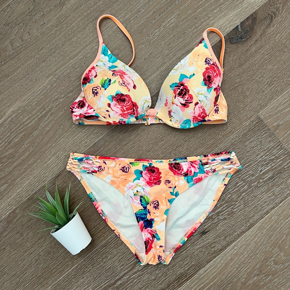Body Glove Floral Bikini size S